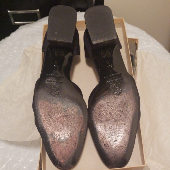 Ann Taylor Black Crepe/Satin Shoes - Size 8.5 M - Picture 6 of 6